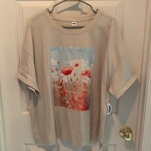 Old Navy graphic tee